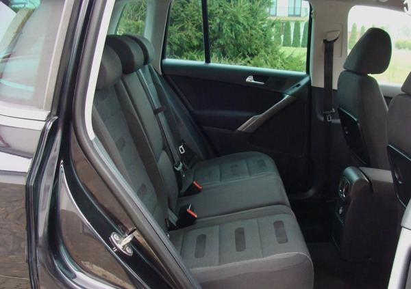 Volkswagen Tiguan cena 36500 przebieg: 224000, rok produkcji 2008 z Limanowa małe 56